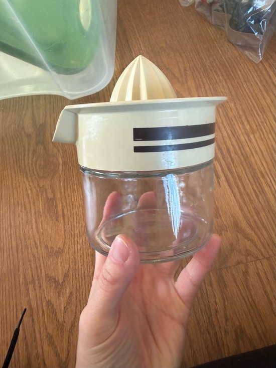 Gemco Other - Vintage citrus juicer by Gemco